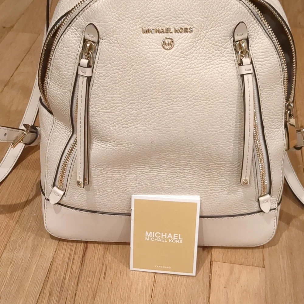 Michael Kors Brooklyn Backpack Light Cream